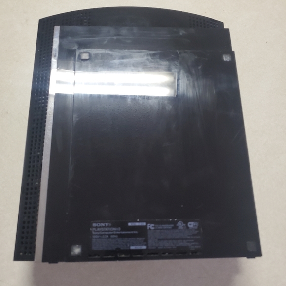Sony PS3  Video Game Console - Picture 4 of 7
